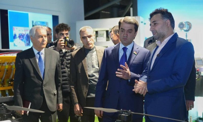 RUSTAM EMOMALI GETS ACQUAINTED WITH THE IRAN HOUSE OF INNOVATION AND TECHNOLOGY