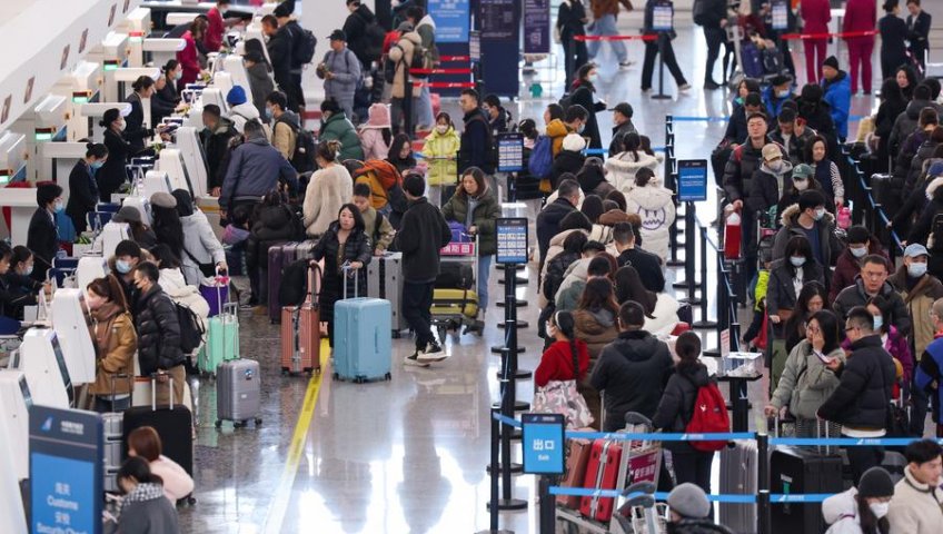 BEIJING AIRPORTS ENHANCE PAYMENT FACILITIES FOR FOREIGNERS